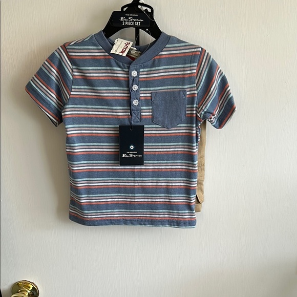 Ben Sherman 2-Piece Set – Striped Henley + Khaki Shorts – Size 18M (NWT) - Picture 1 of 3